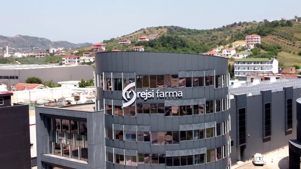 Rejsi Farma nën hetim për abuzim, faturime të dyfishta në Spitalin e Beratit dhe spitale të tjera rajonale për ilaçet 5 fthuv sd