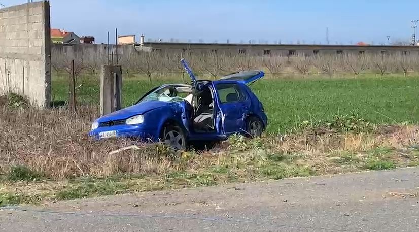Pamje të frikshme! “Benz”-i përplaset me “Golf”-in, një i plagosur rëndë në Lezhë 9 makina
