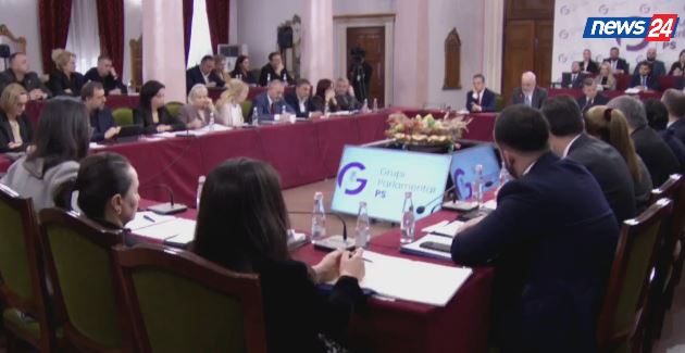 “Balluku shtriga që duhet djegur në turrën e druve”, Rama në mbrojtje të ish-ministres: E kthyen në kriminele me 300 vila dhe jahte! 14 mbledhja rama