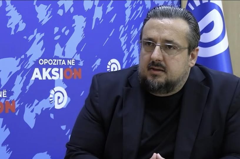 ““Krizat po qeverisin vendin”, Teliti: Çmimet po rriten, transporti në kolaps! Qeveria vetëm monitoron situatën