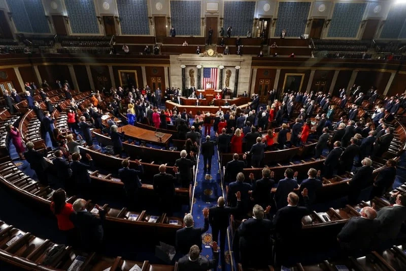 Senati refuzon të kufizojë Trumpin mbi luftën