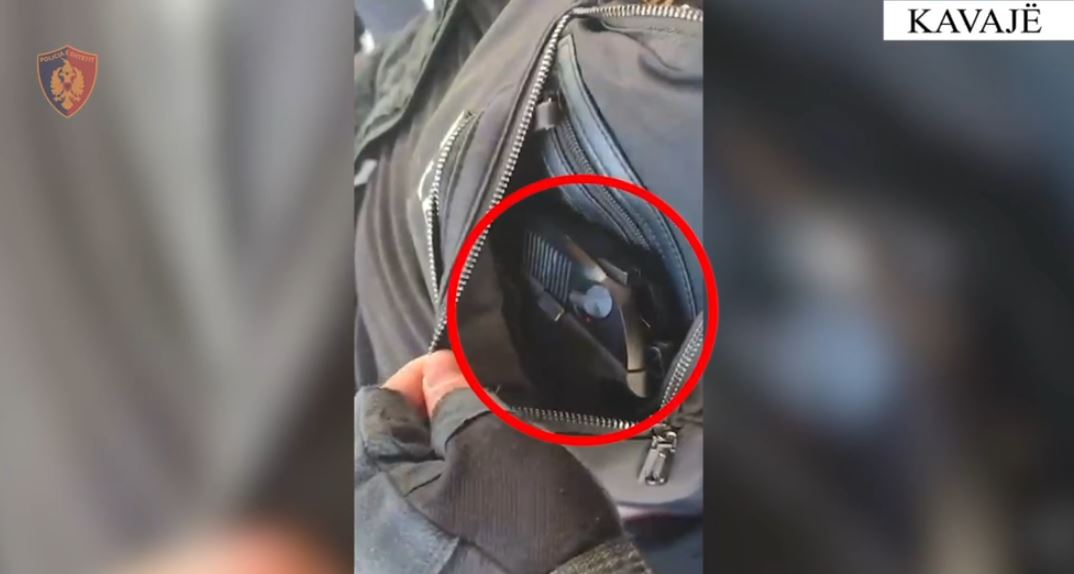 Qarkullonte i armatosur në qytet, arrestohet 32-vjeçari në Kavajë
