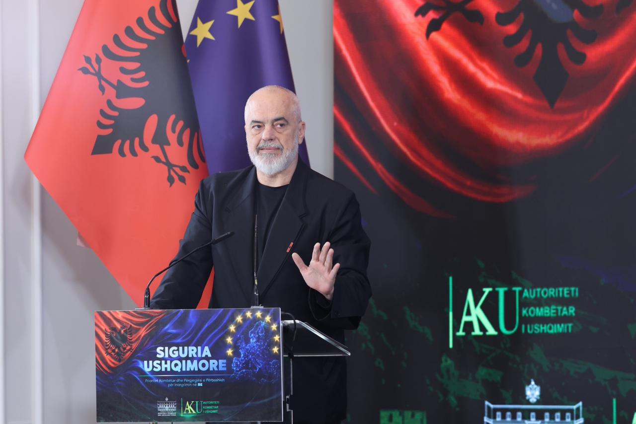 Siguria ushqimore/ “Horizonte mundësish ose humnerë falimentimi”, Rama paralajmëron tregtarët e produkteve shtazore: Rrezikoni nëse…