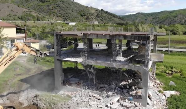 Korridori VIII/ IKMT shemb 7 objekte në aksin Elbasan-Papër, katër prej tyre pa leje ndërtimi