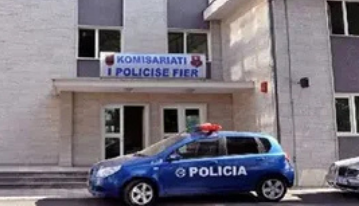 Alarm i rremë në Fier, 68 vjeçari i dehur telefonon policinë: Hajdeni se vrava gruan! 64 vjeçarja gjendet shëndosh e mirë në shtëpi
