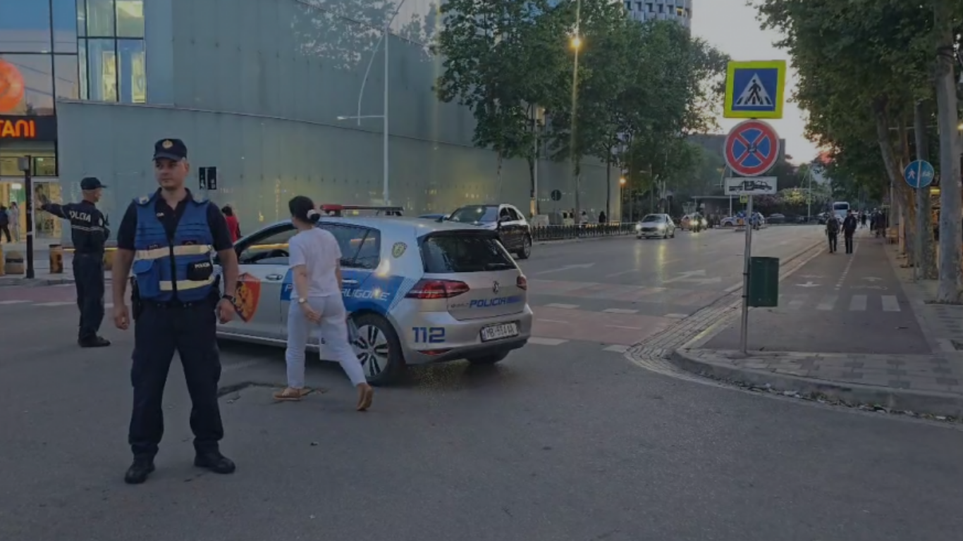 Alarm për bombë në Tiranë, evakuohet qendra tregatre ‘Toptani’