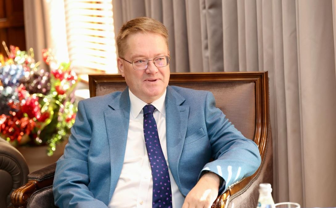 Ambasadori britanik: Grupi më i madh i të dënuarëve në Mbretërinë e Bashkuar janë shqiptarë