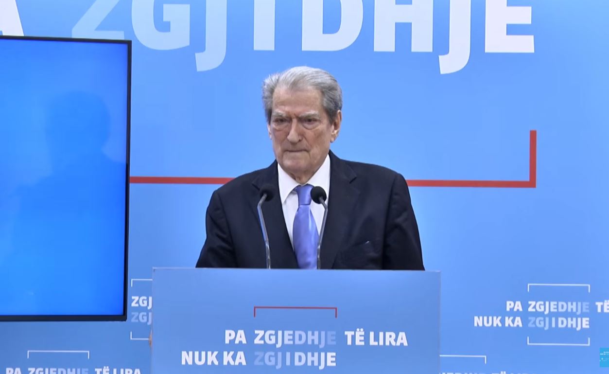 “Projekti 75 mln euro i baxhanakut të Ramës, për IA, si djegësi i Tiranës”, Berisha: Linda e Surrelit patronazhistja që ndante tenderat, Linda e gjorë e ASHIT çonte biznesmenët në hotel te…