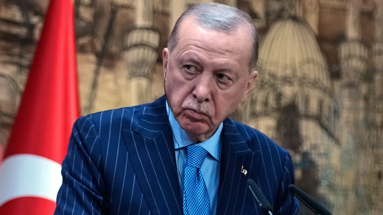 Erdogan: Ne e dënojmë sulmin frikacak jashtë konsullatës izraelite
