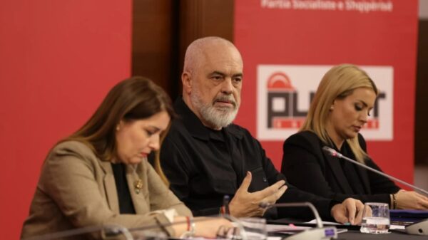 Rama : Familjarëve ose prindërve që kujdesen për persona me aftësi ndryshe do t’u paguhen sigurimet shoqërore nga shteti