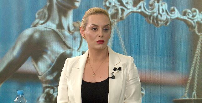 Meta dhe Veliaj kërkojnë të “dalin” nga kafazi i xhamit/ Joana Qeleshi: Ka problene më të mëdha! Te 313 sëmuren me bronkit nga lagështira