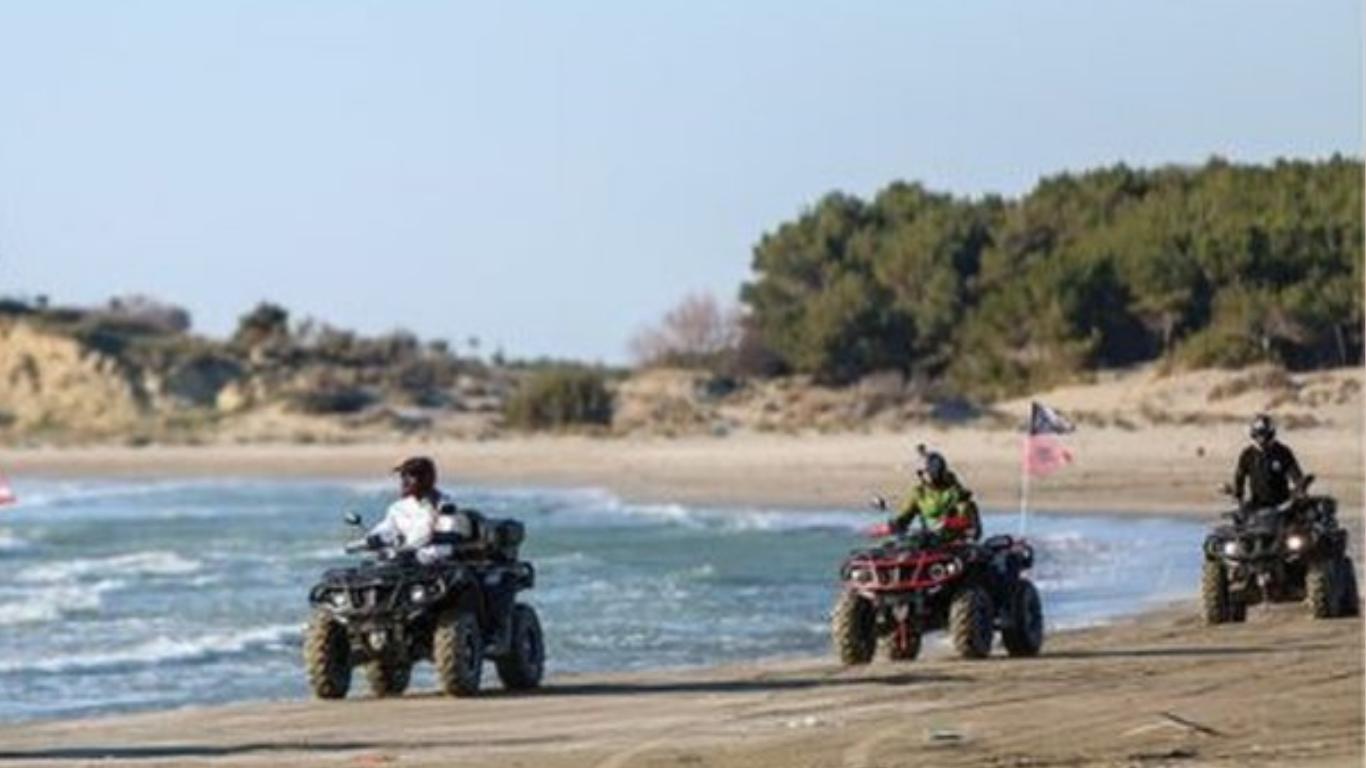 Aksidenti në Kepin e Rodonit/ 52-vjeçari u rrëzua pasi humbi kontrollin e motorrit, gruaja e tij jashtë rrezikut për jetën