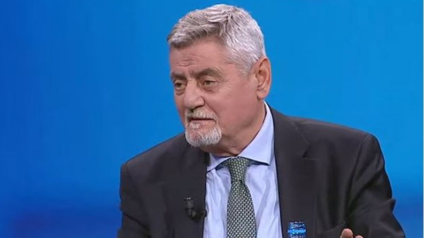 Dash Shehi kujton ’92: Ishim të zotë të rrëzonim diktaturën, por jo të ndërtonim shtetin