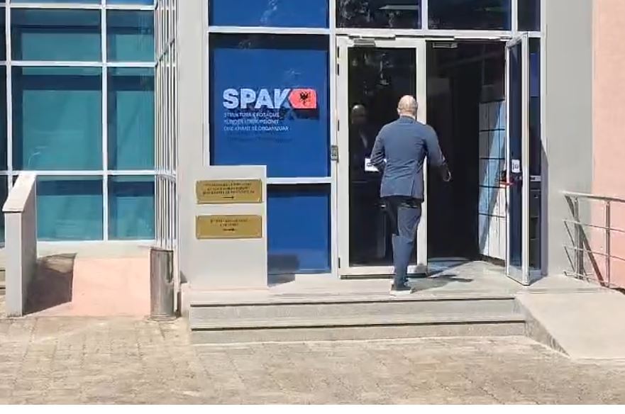 erlas elezi ne spak