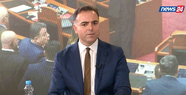 Pse është i vështirë rotacioni i elitave në Shqipëri? Analisti: Krizë besimi për lidership të ri, pushteti i kapur. Tani nisin sfidat për BE! 16 everist beqiri