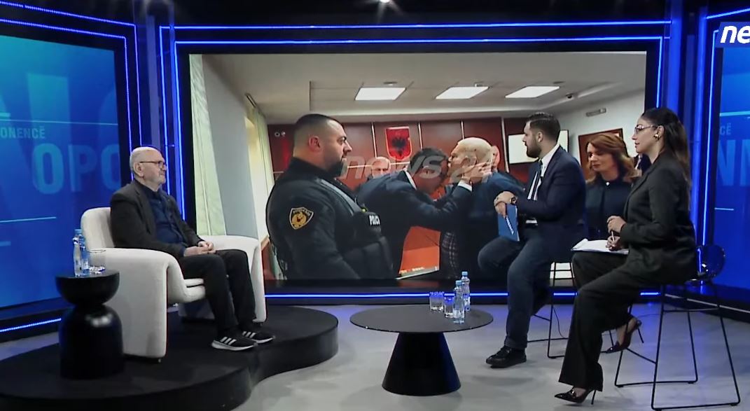 “Ç’të mbeti e bëj unë”, Ndrenika puthi Veliajn në ballë/ Mehdi Malkaj: “Mal” i madh si artist, por…