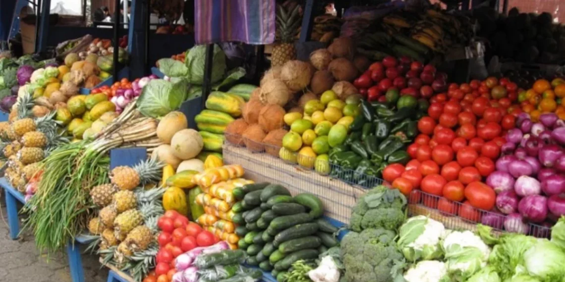 “Jemi bërë si kanali Hormuzit”/Mbyllet tregu i fruta-perimeve në Vlorë: Në të sëm*s