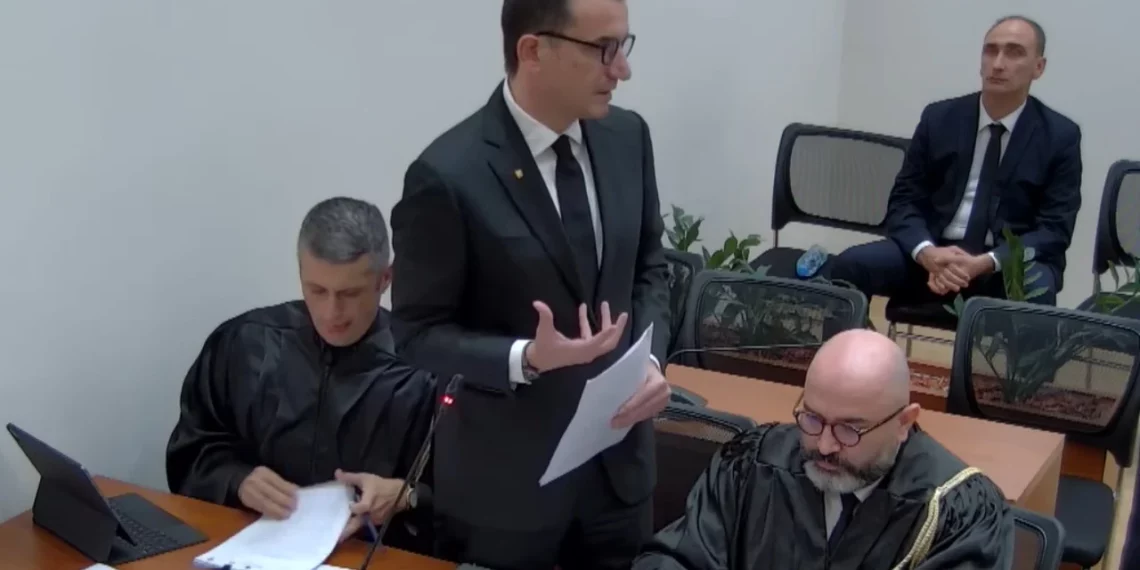 Fenomeni Karçanaj çon Erion Velinë drejt lirisë, në pritje të një vendimi të Gjykatës së Lartë