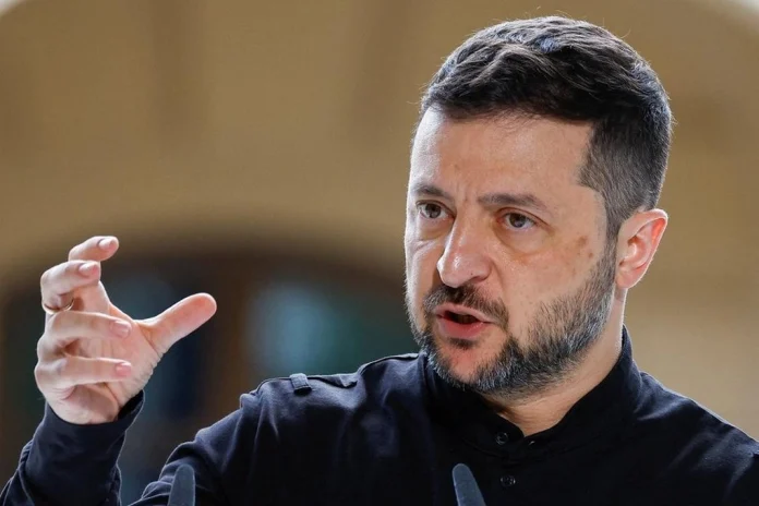 “Ndërkombëtarët të rrisin presionin ndaj Moskës”/ Rusia dronë mbi Rumani, Zelensky: Jemi gati të ndihmojmë me çdo mënyrë 11 zelenskyreutersjpg 1757083181392 696x464 1.webp
