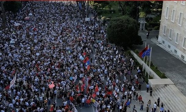 610 366 1781032727xprotesta tirane zverneci 992