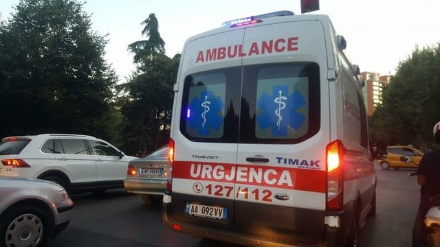 Sherr me grushte dhe të shtëna në Velipojë, një i plagosur!