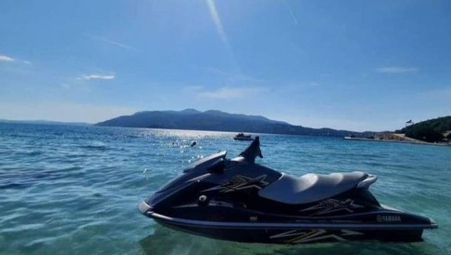 900-0-1781546240x1748857302-jetski-814
