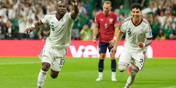 Bind Meksika, mund çekët 3-0 dhe i dërgon në shtëpi