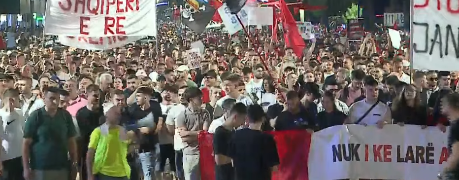 Nis marshimi, zbulohet itinerari i protestës së 16/ Nga Presidenca, në Unazë, aktivisti: Nuk na përçani dot! 8 P0