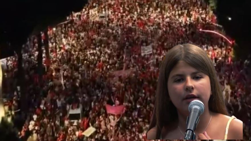 Tre javë revoltë! Diaspora kryefjala e protestës së 21-të, vargjet emocionuese të vogëlushes: Gjuhën e nënës shqipe e kam, jam krenar se shqiptar jam! (VIDEO) 1 aaaaaaaaaaaaaaaaaa