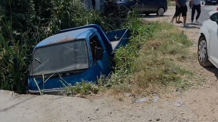 Aksident automobilistik në Fier/ Plagosen drejtuesit e mjeteve, dërgohen në spital