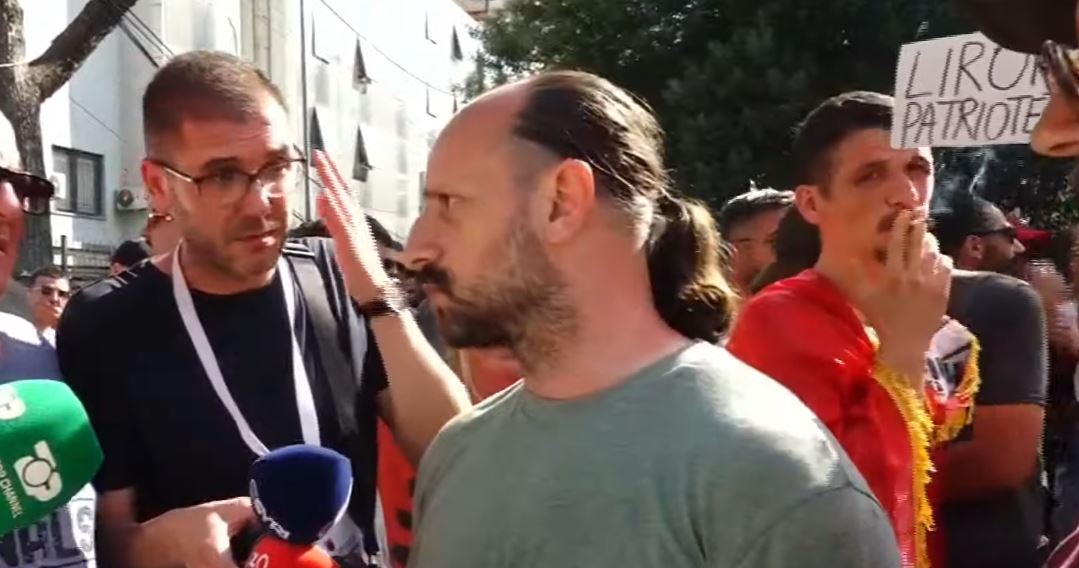 Lirohen 3 protestues, pritet lirimi i 4 të tjerëve / “U shoqëruam për kundërshtim të policisë. Ne ishim gardh, nuk u përplasëm”