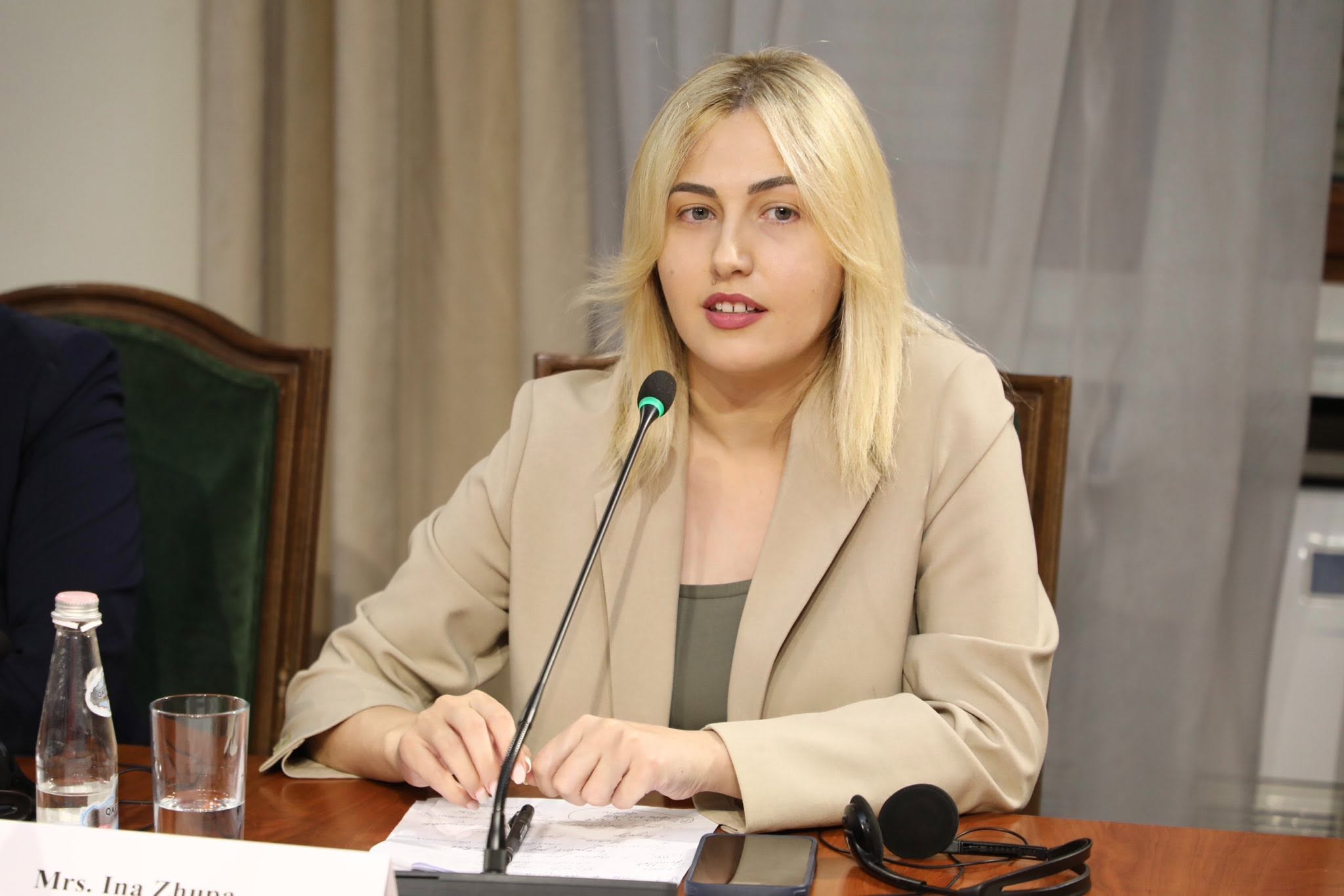 ina zhupa