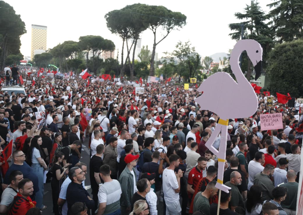 Revolta për dorëheqjen e Ramës! Europianët: E gjitha bota me sytë nga ju! S’kishim parë një popull kaq të fortë sa shqiptarët 6 protesta 14