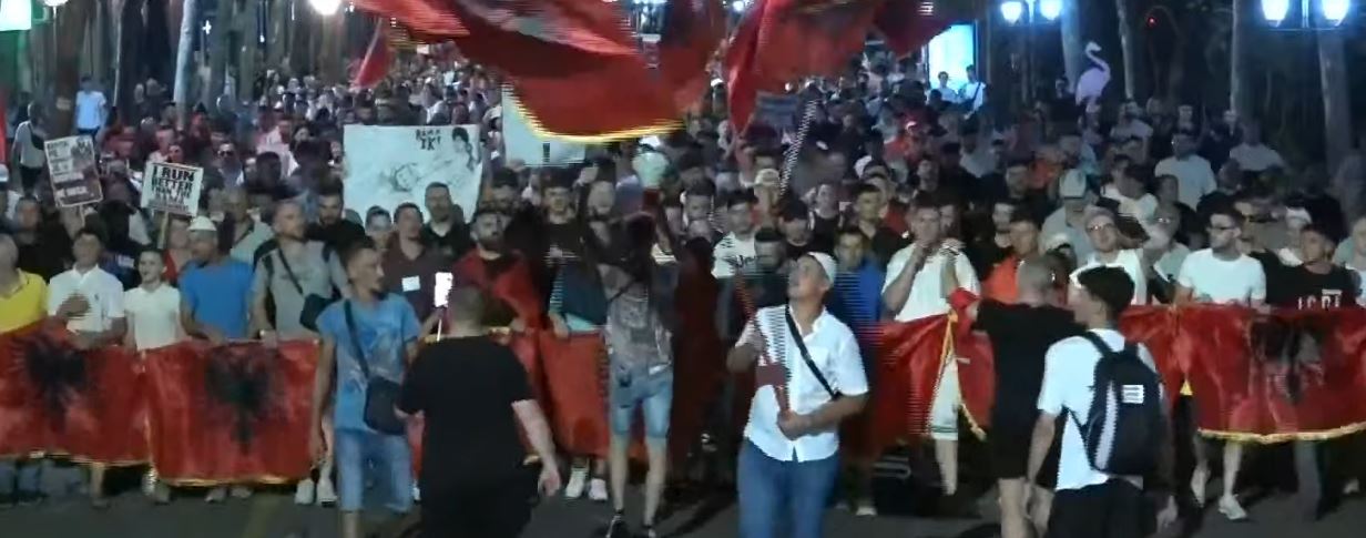 protesta salaaaaaaaaaaaaaaaaaaaaaaaa