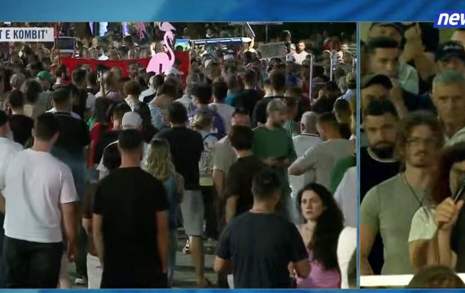 LIVE- Revolta e 54 kundër Ramës/ Protestuesi: I kërkojmë SPAK të arrestojë Ramën. Mos bëni pushime verore 5 54444444444444444444