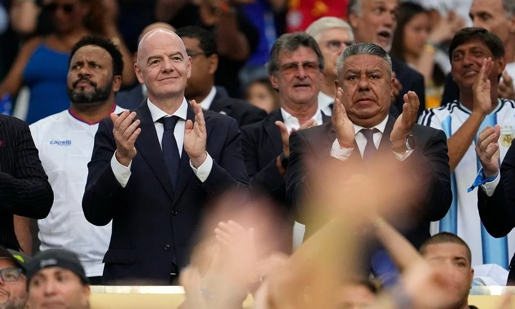 “Tërmet” në Argjentinë, FBI heton Federatën e Futbollit për pastrim parash