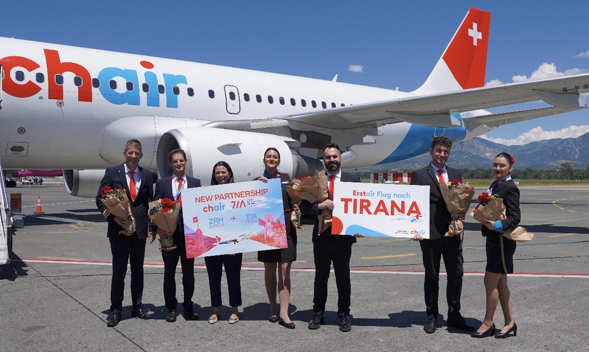 Chair Airlines nis fluturimet direkte mes Zyrih dhe Tiranës 6 IMG 0011