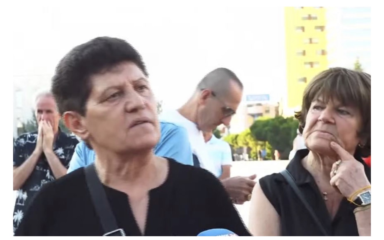 Dita e 40-të e protestës, qytetarja: Në spitale s’ka ilaçe, por japin 4 mln euro për një këngëtar