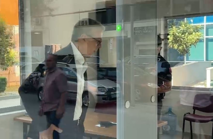 “Ishte klub privat, nuk e kam konsideruar fare”/ Oketa në GJKKO për “Partizanin”: Kanë kaluar 18 vite! Shumë kompetenca i delegoja, por… 12 gazment oketa ne spak