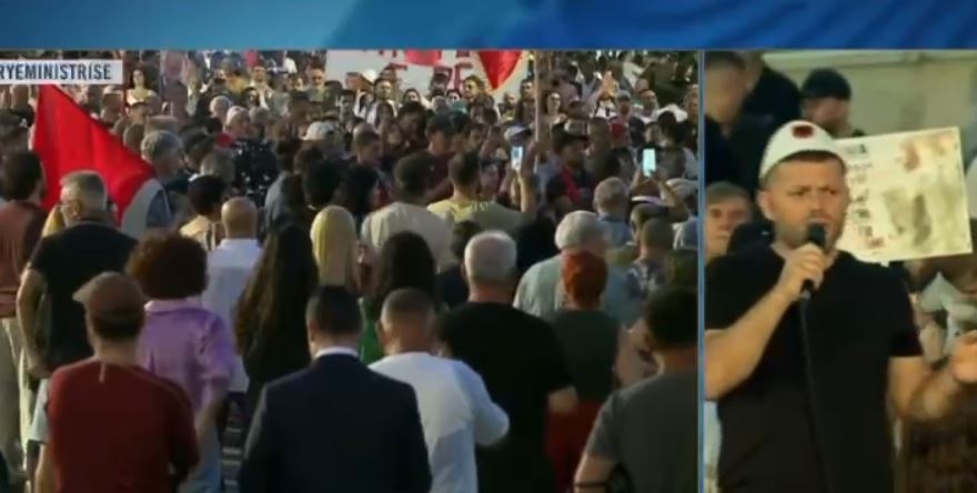 “Merrni pastruese nga Greqia dhe e bëni zv/kryeministre”/ I riu ironizon Belinda Ballukun dhe sfidon Ramën: U kap duke vjedhur në mes të ditës dhe nuk është në burg. Të japim besën se nuk lëvizim pa të rrëzuar 5 i riuuuu