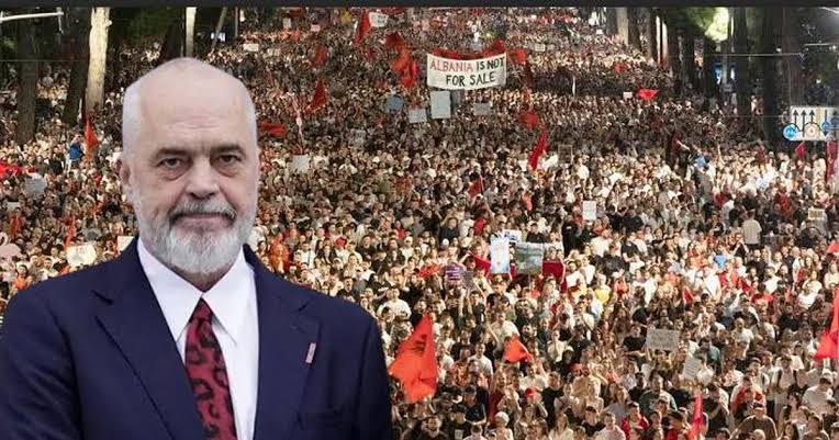 “Populli e flak qeverinë kur ajo gris kontratën”! Çfarë deklaronte Rama kur ishte në opozitë (VIDEO)