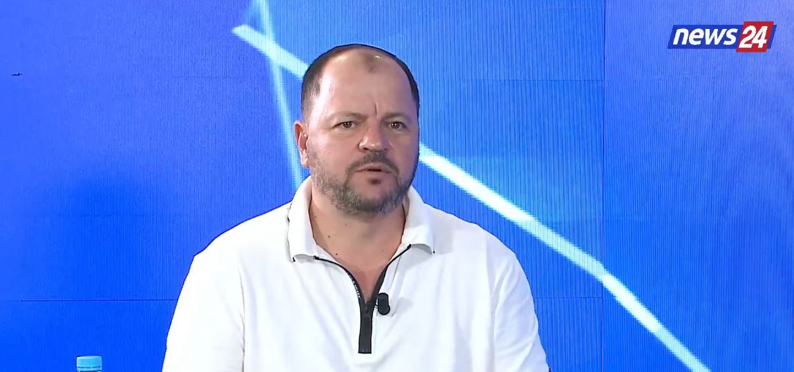 Rama nuk po ia del dot të shkrijë protestën”/ Maliqi: Po përpiqet t’i korruptojë. Ka përdorur metoda si Vuçiç dhe Putin nga shpopullimi tek 4.3 milionë euro për Kanye West 17 maliqi