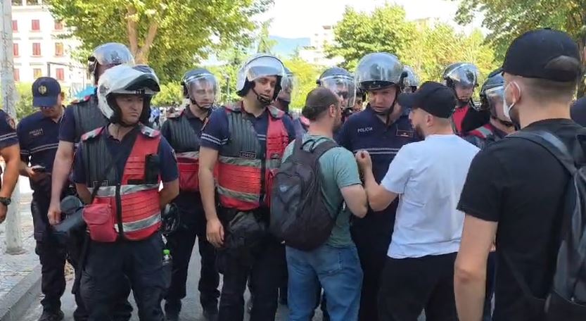 protesta 14