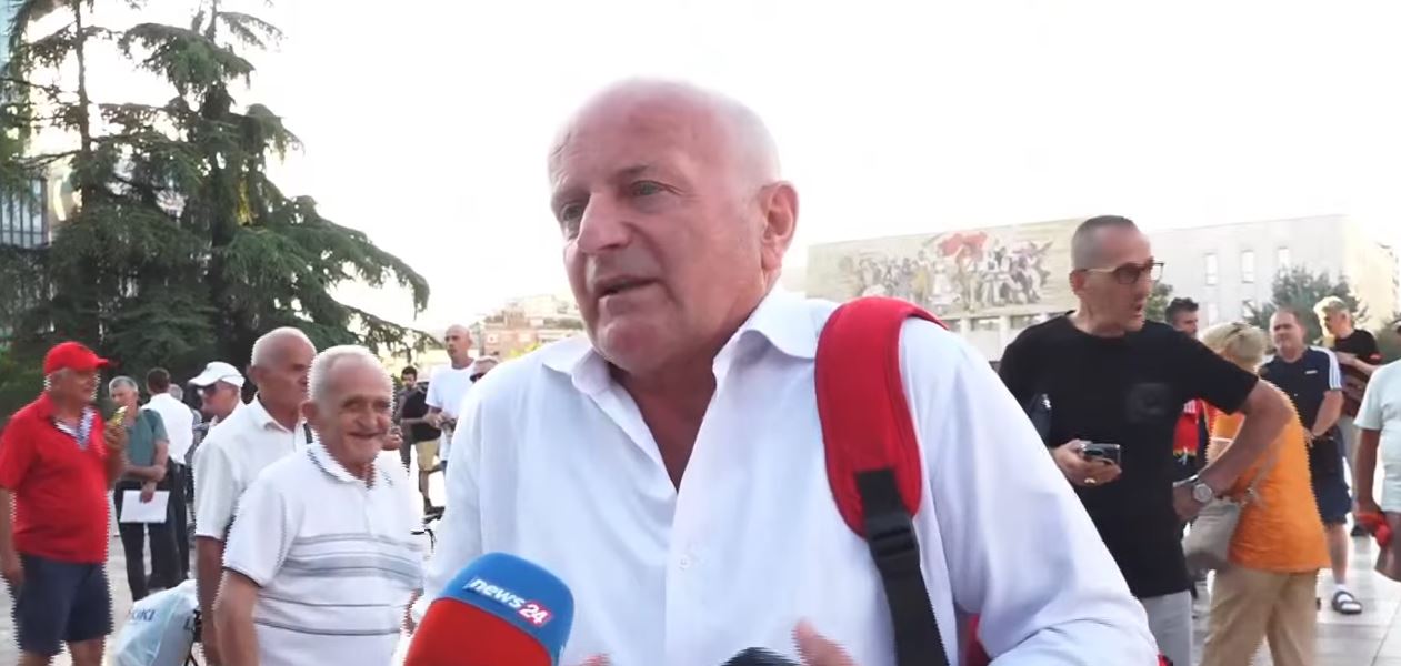 LIVE- “Na vodhën jetën ne dhe fëmijëve tanë”/ Nga Italia protestën në Tiranë: Duhet të ndalojmë këta maskarenj që kanë marrë peng Shqipërinë 9 protestuese