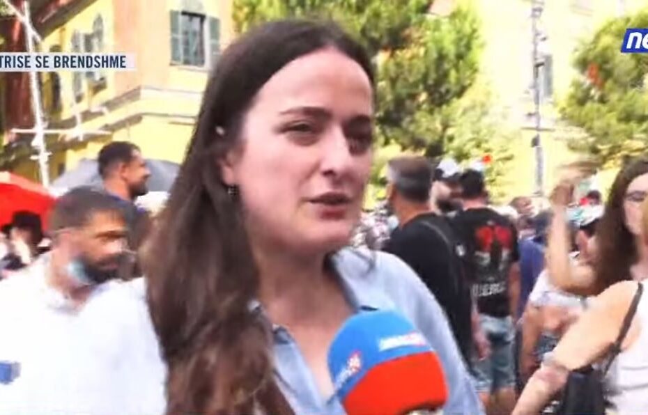 “Parlamenti është i shqiptarëve, jo pronë private”, aktivistja Sidorela Vatnikaj: Populli në rrugë për 58 ditë, Rama s’e ka kontratën që mendon 6 sidorela 3