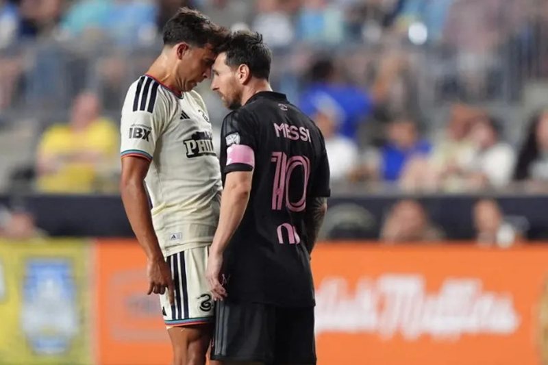 MLS gjobit Messi-n për shuplakën që i dha Sullivan, shifra nuk bëhet zyrtare 2 800 0 30725a9d7f206cbc1cbf2a7d014f567e