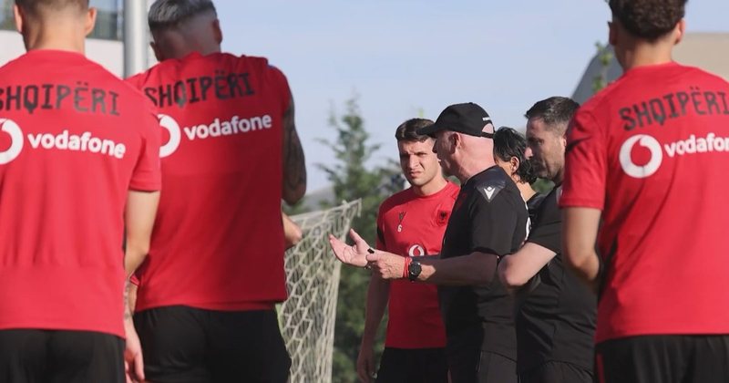 Maran zbulon strategjinë, Trajneri flet për ndeshjet e para dhe lojtarët kuqezi 12 800 0 921d762c7381ba81a27d98578ce7569f