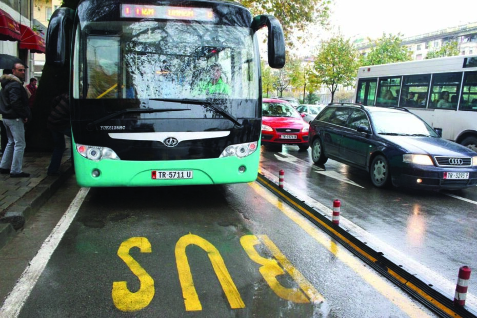 Transport publik transport urban autobuse 3 1078 3 1024x713 1