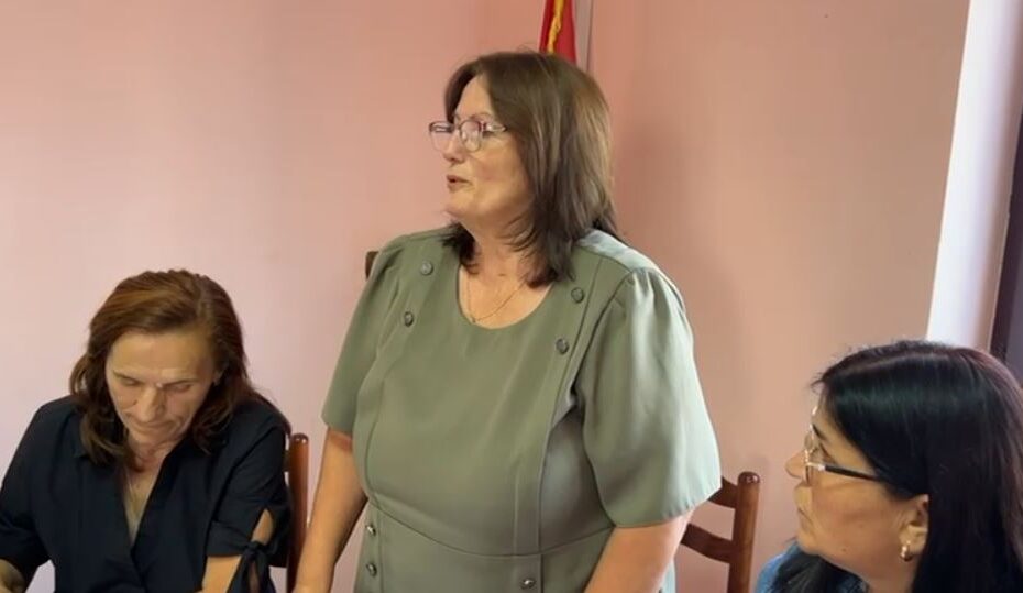 Klosi kundër shkrirjes me Matin/ Kryetarja socialiste e bashkisë: Dëgjesa publike në çdo fshat. Iu shërbej qytetarëve, karrigia e përkohshme (VIDEO) 13 bona