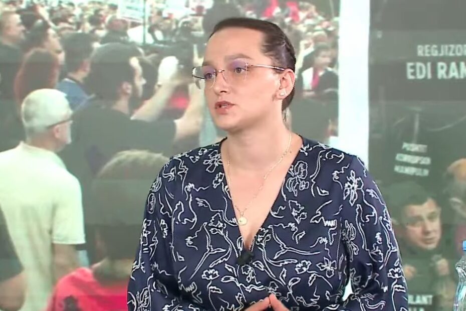 “Mafia në Shqipëri ka shtetin e saj”/ Arrestimi i Ergys Agasit, aktivistja Kokaj: Vendimet e qeverisë merreshin në zyrën e një mafiozi biznesmen! Drejtësia të veprojë, jo të bëjë show! 5 ce0705dd 3bce 4c1f a006 8d5b8f925e8b